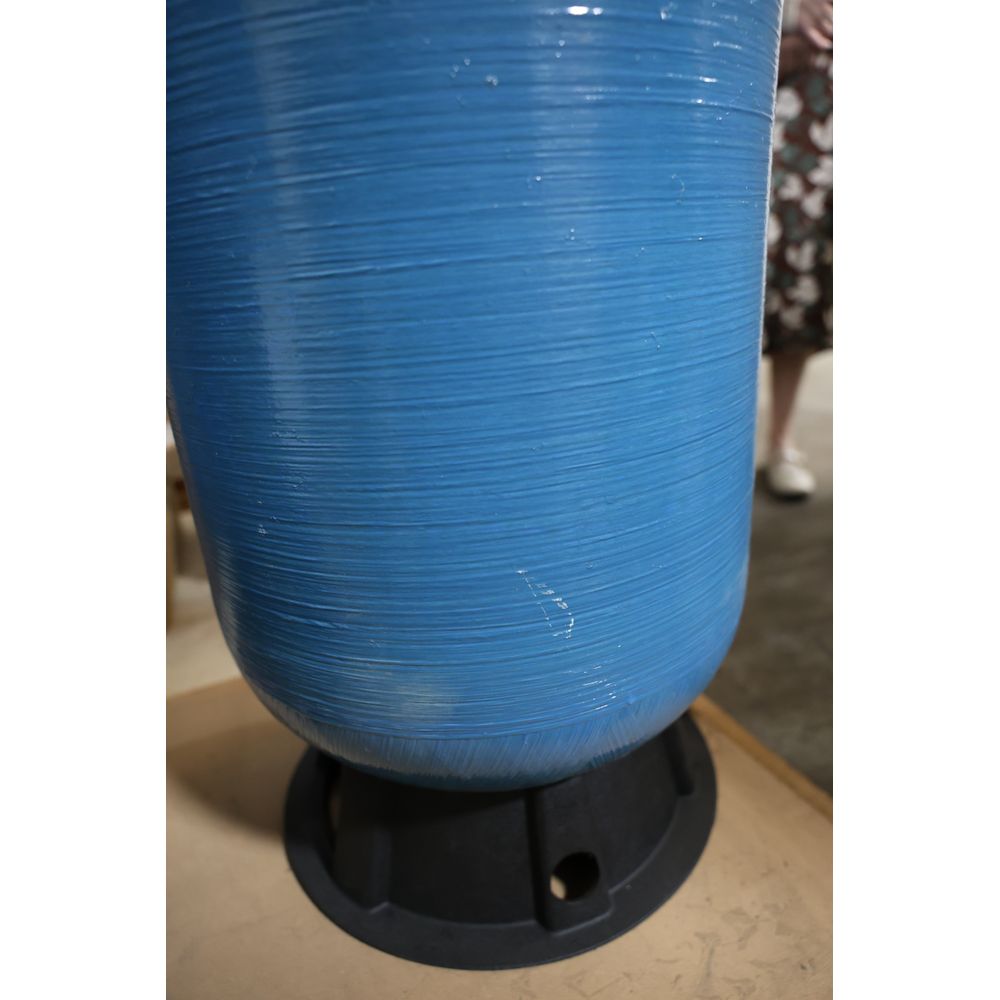 Romate Tank 80 Gallon Composite with Bladder 16" x 57" Inlet/Outlet 1" Male NPT OPEN BOX