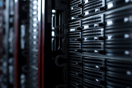 How Quick Disconnect Couplings Are Used in Liquid Cooling Systems