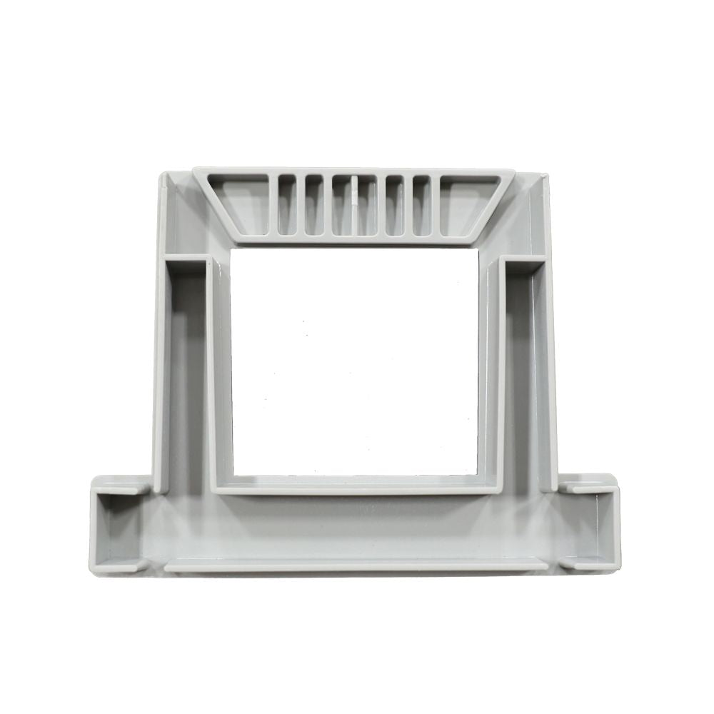 TR1-D4 Male End Drain